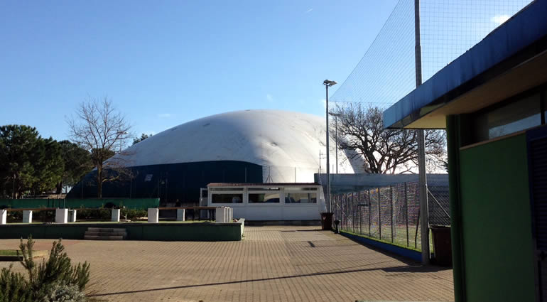 Grazie ad un pallone pressostatico a Noci si gioca anche d’inverno