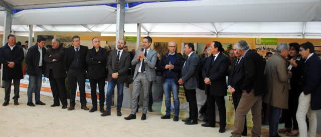 Immagine 6: Mostra Interregionale Bovina, alla premiazione l'assessore Nardoni