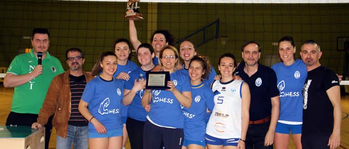 Immagine 2: Festa del volley per la promozione in Serie C