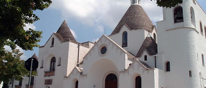 Immagine 3: Ad Alberobello le spoglie di San Luigi Guanella, dal 5 al 7 maggio - La chiesa di Sant'Antonio