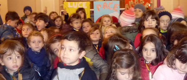 Immagine 2: La Scuola dell’Infanzia “Seveso” festeggia il Natale