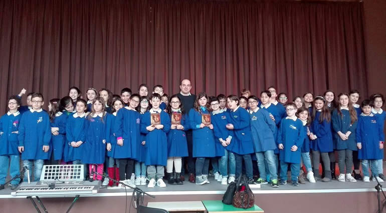 I ragazzi delle classi 5^ della Positano incontrano il giornalista Michele Pettinato