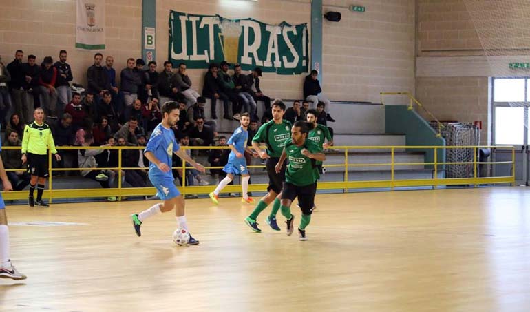 Al Futsal Noci il primo derby