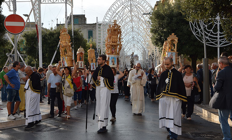 Arrivata a Noci la reliquia di San Rocco