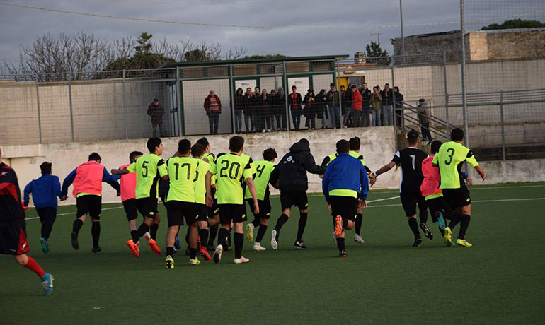 Noci Azzurri: Juniores al comando del girone D. La Prima Squadra rallenta