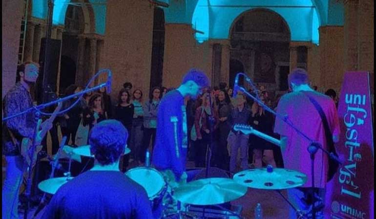 I “Botaniqve” alla finale dell’Arezzo Wave Love Festival