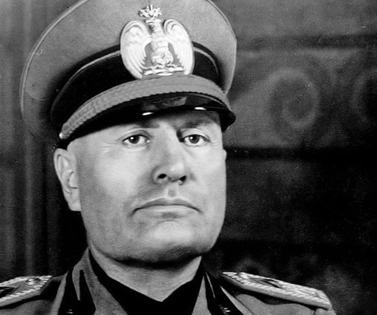 Su conferimento e revoca della cittadinanza onoraria a Mussolini