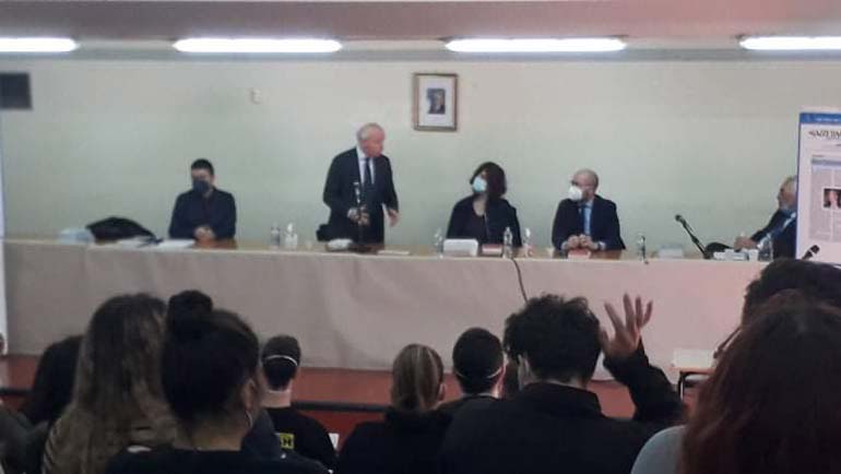 “Moro Vive”. L’on. Gero Grassi al Liceo “Da Vinci”