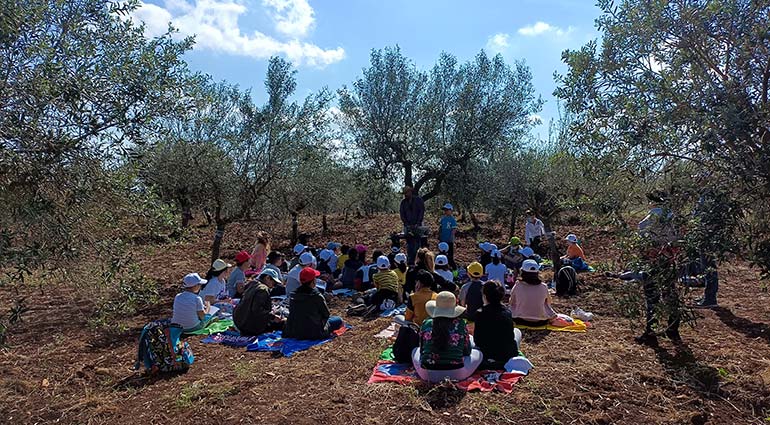 Merenda nell’Oliveta per i ragazzi degli Istituti Comprensivi di Noci