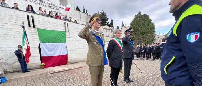 Immagine 2: 4 Novembre: cerimonia di commemorazione al sacrario militare di Noci